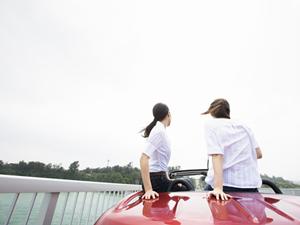 愛車を守るための必須アイテム！プロテクションフィルムの選び方と施工のポイント解説